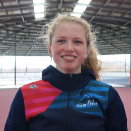 Amy van der Meer